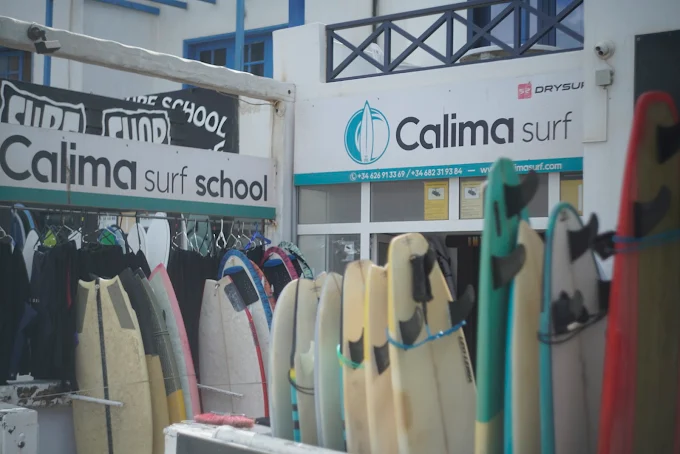 Calima Surf School S.L.