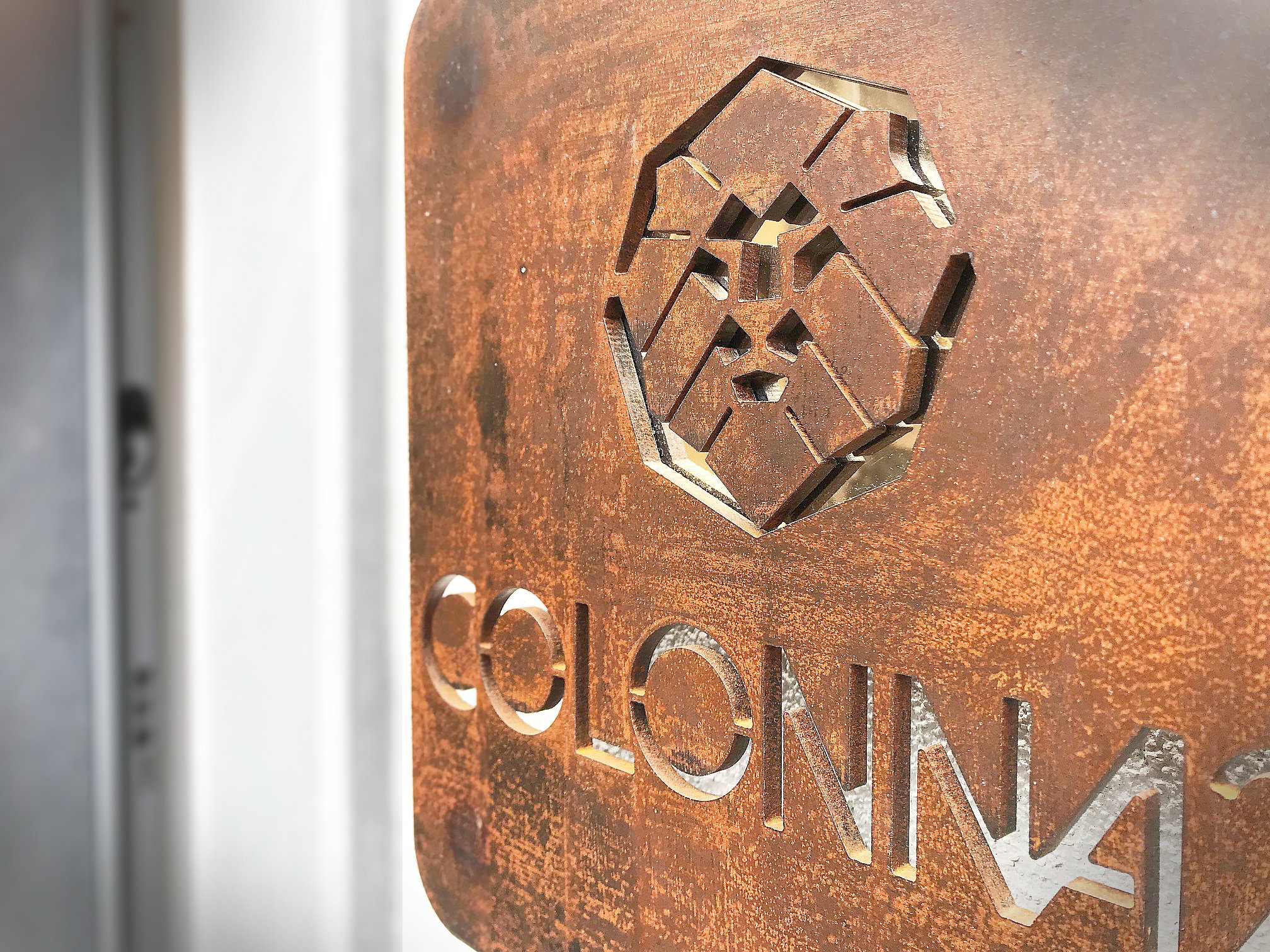 COLONNA24