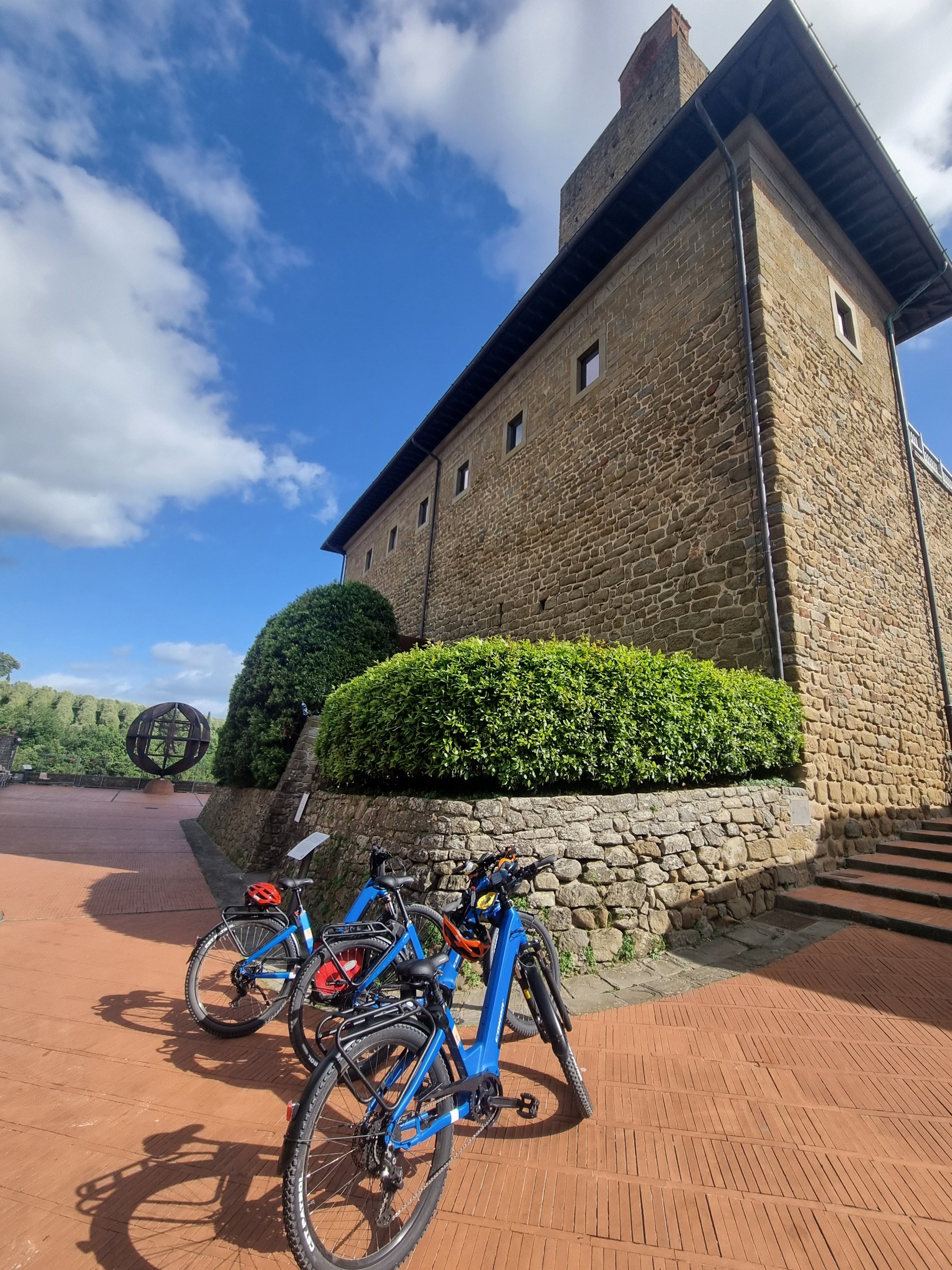 Leonardo Da Vinci Bike Tour