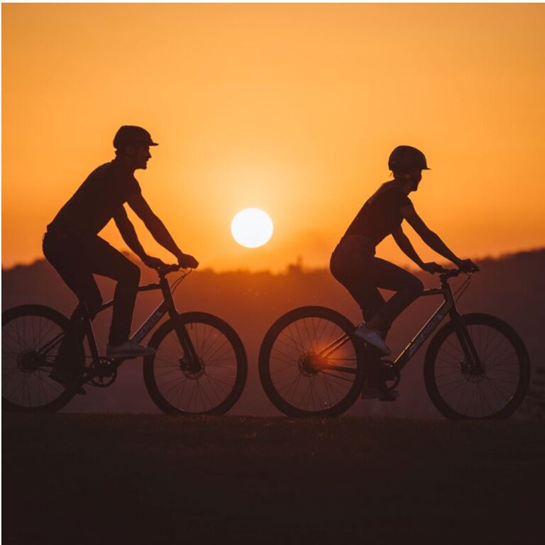 003 BIKE tours