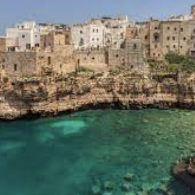 Dorino Gite in Barca