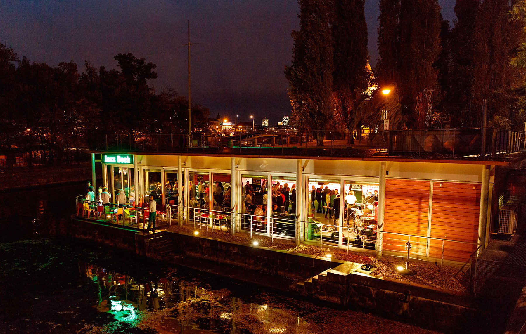 Jazz Dock