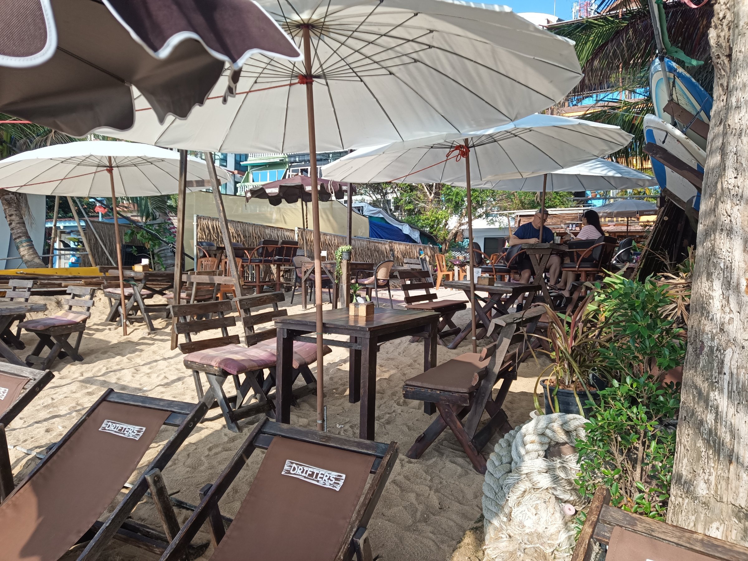 Drifter Beach Cafe & Apartment