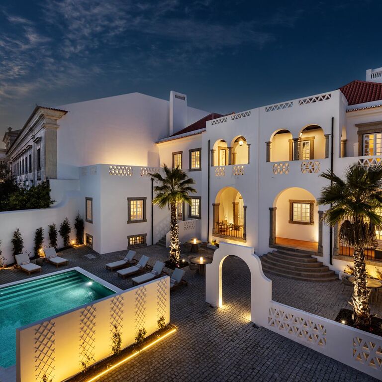 CICIOSO Boutique Hotel