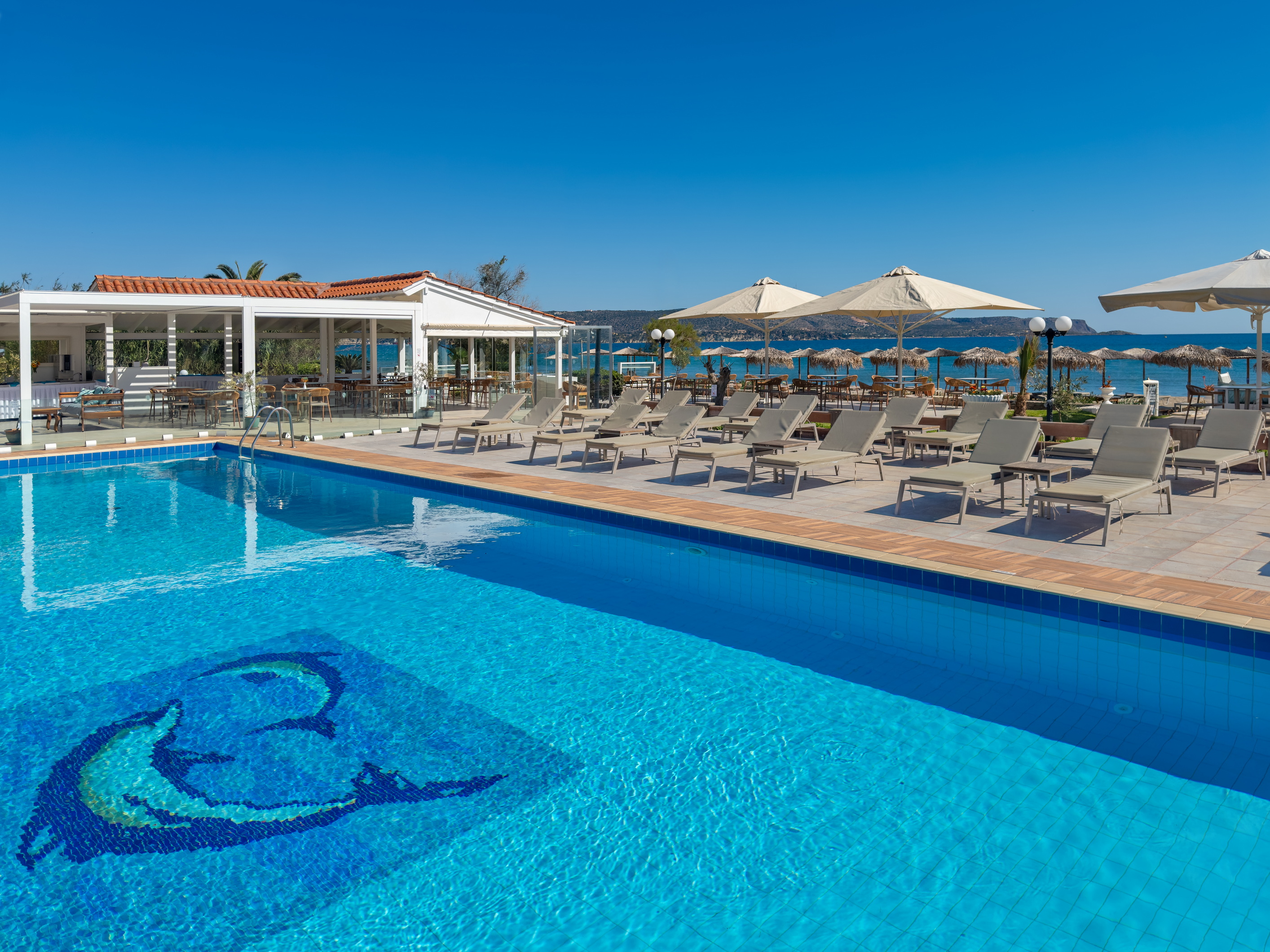 GK BEACH HOTEL (GALAZIO KIMA)