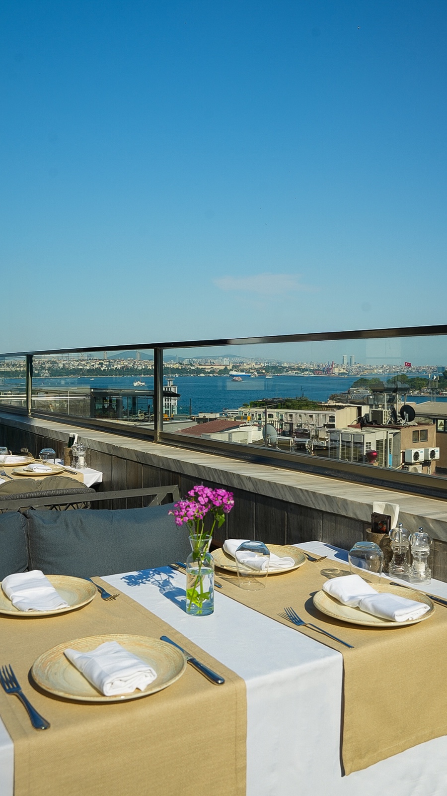 Moise Karakoy Rooftop