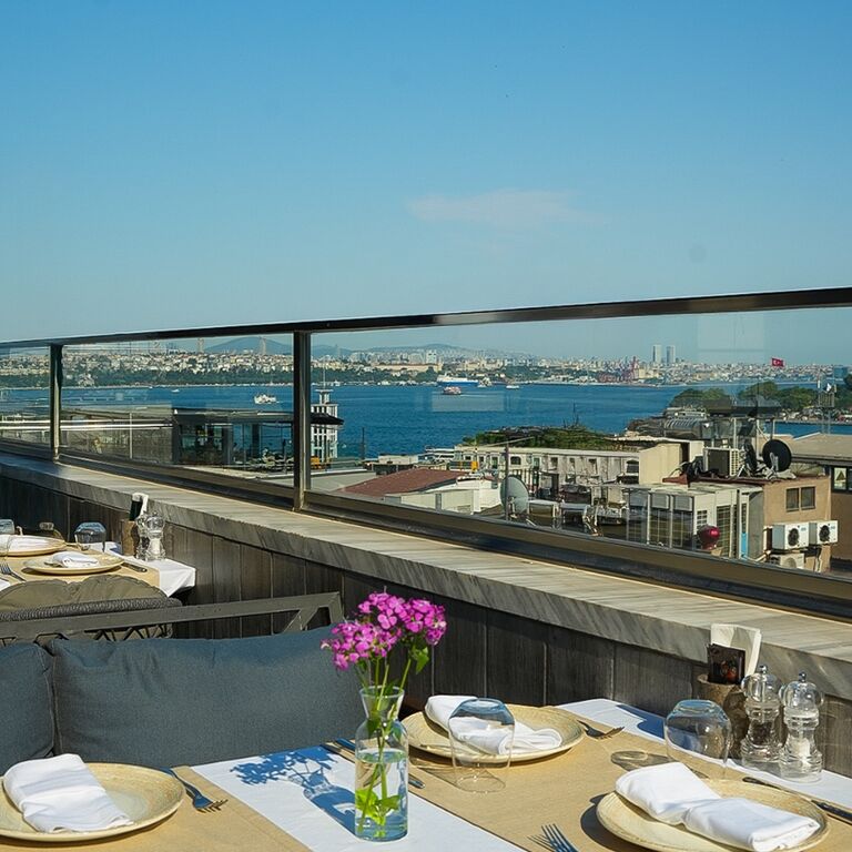 Moise Karakoy Rooftop