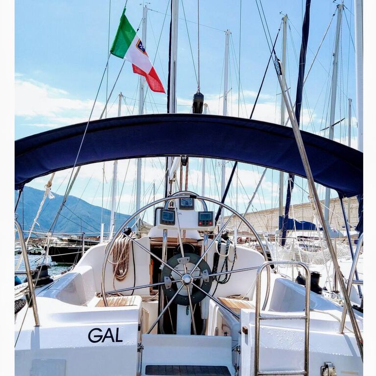 SAILING SORRENTO COAST THERAPY