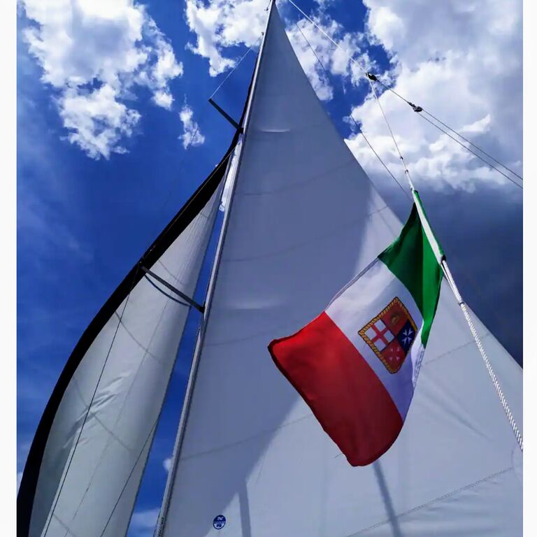 SAILING SORRENTO COAST THERAPY