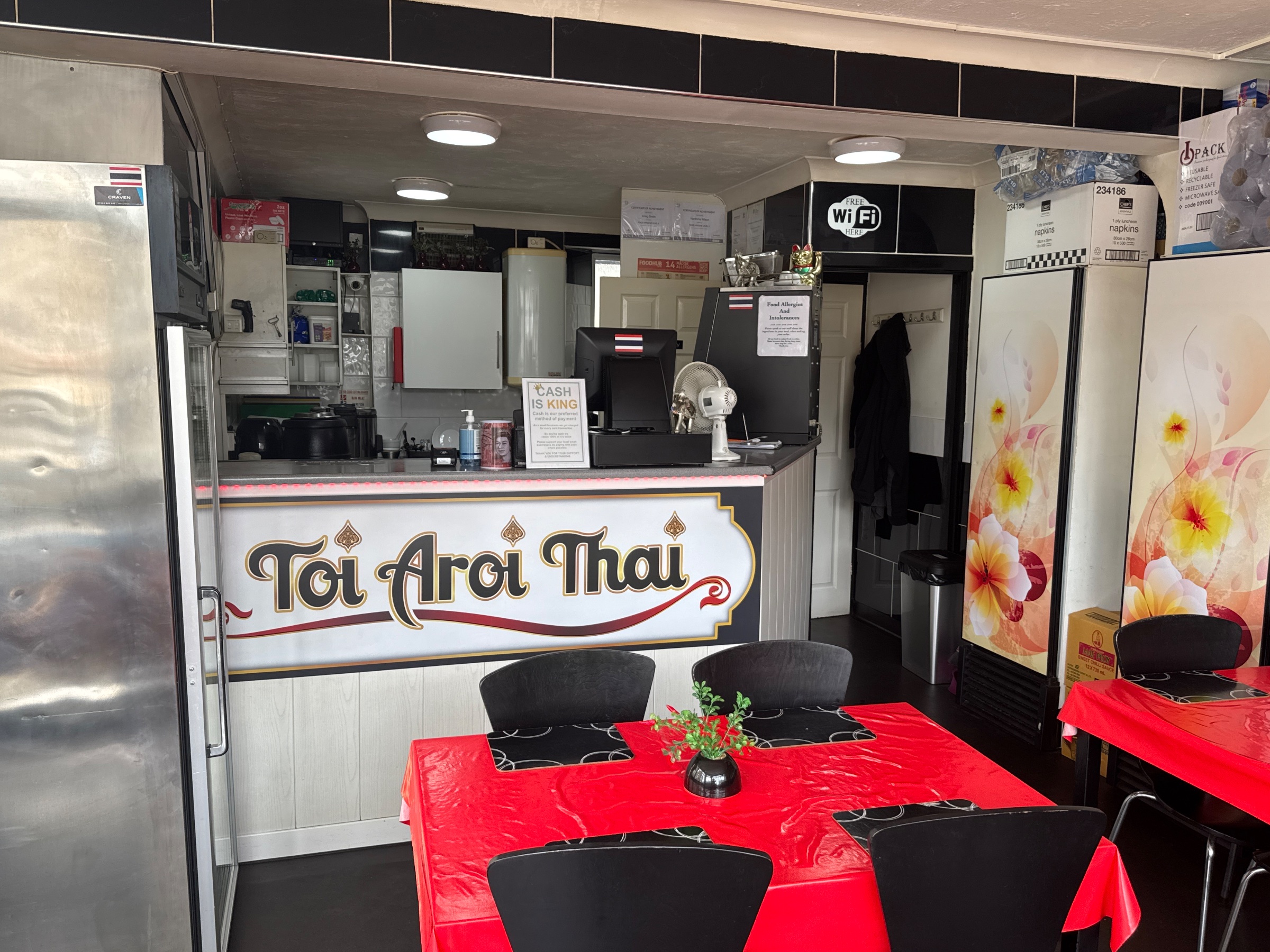 Toi Aroi Thai