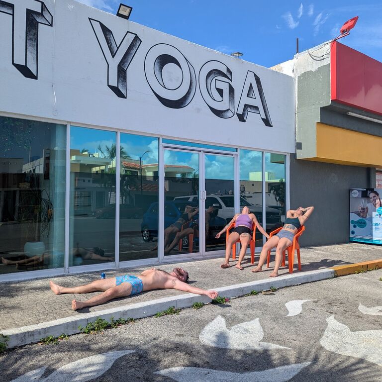 Hot Yoga Playa