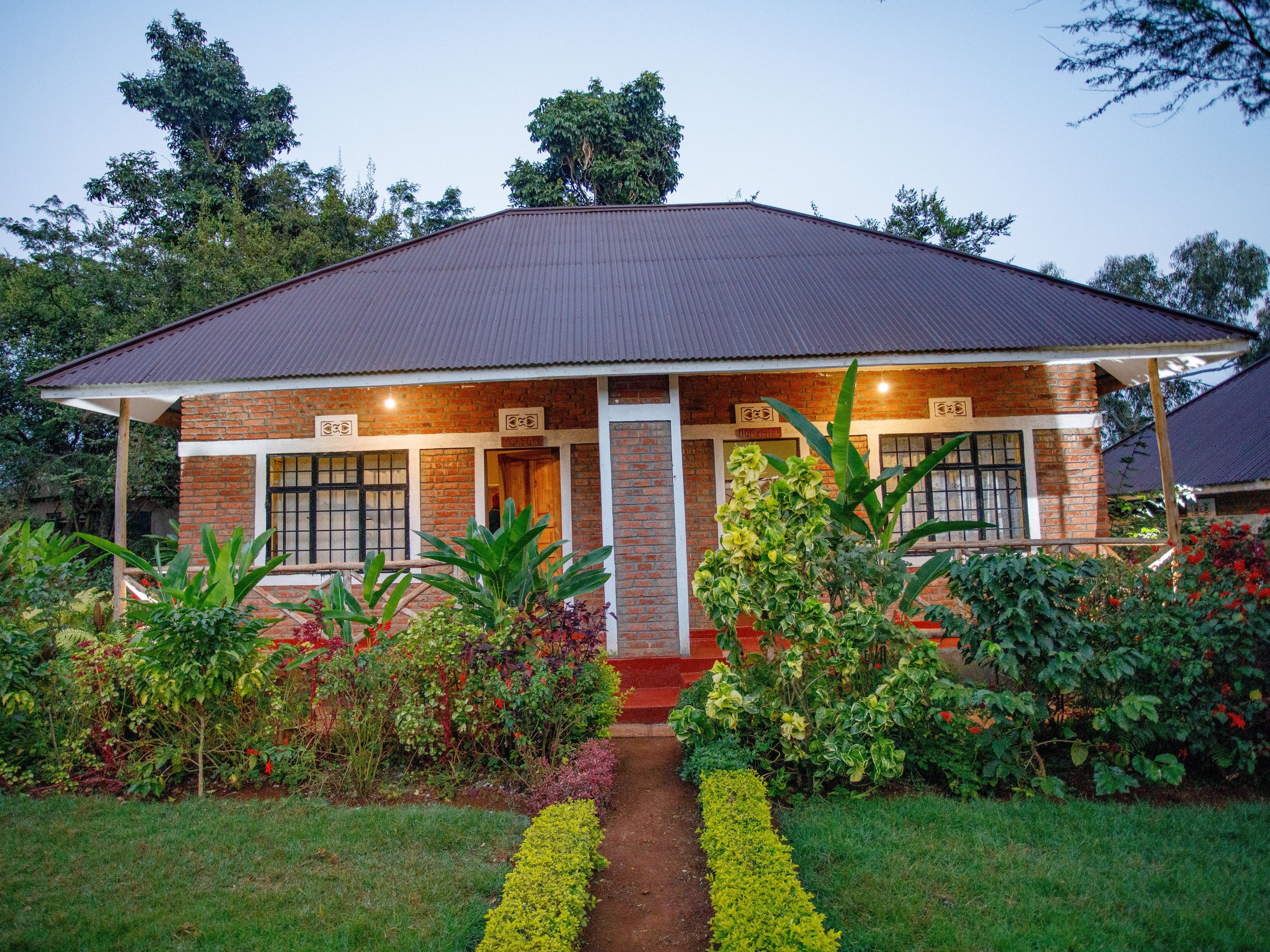 Ngorongoro Inn