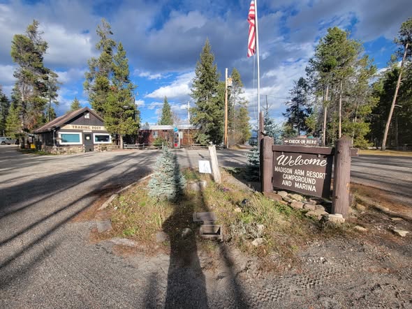 Madison Arm Resort