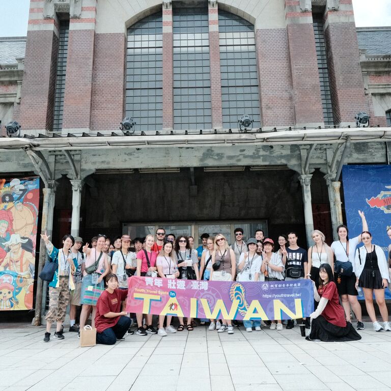 Taiwan Walking tour & Local Experience