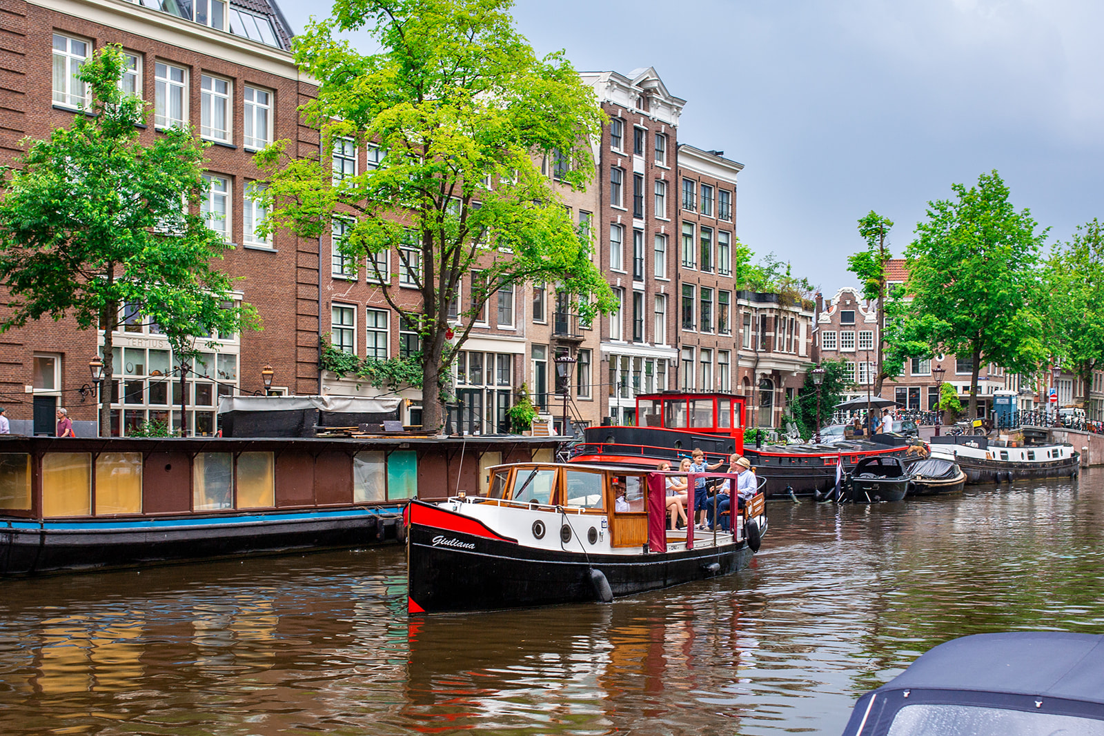 Sebi Boat Tours