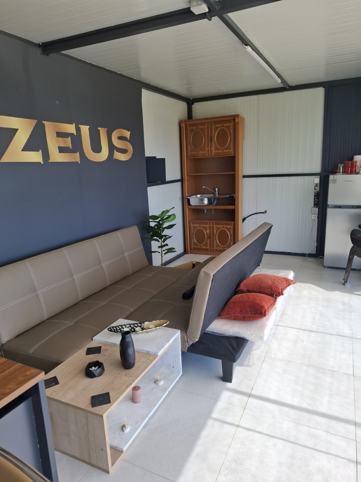 Zeus Car Rentals Preveza