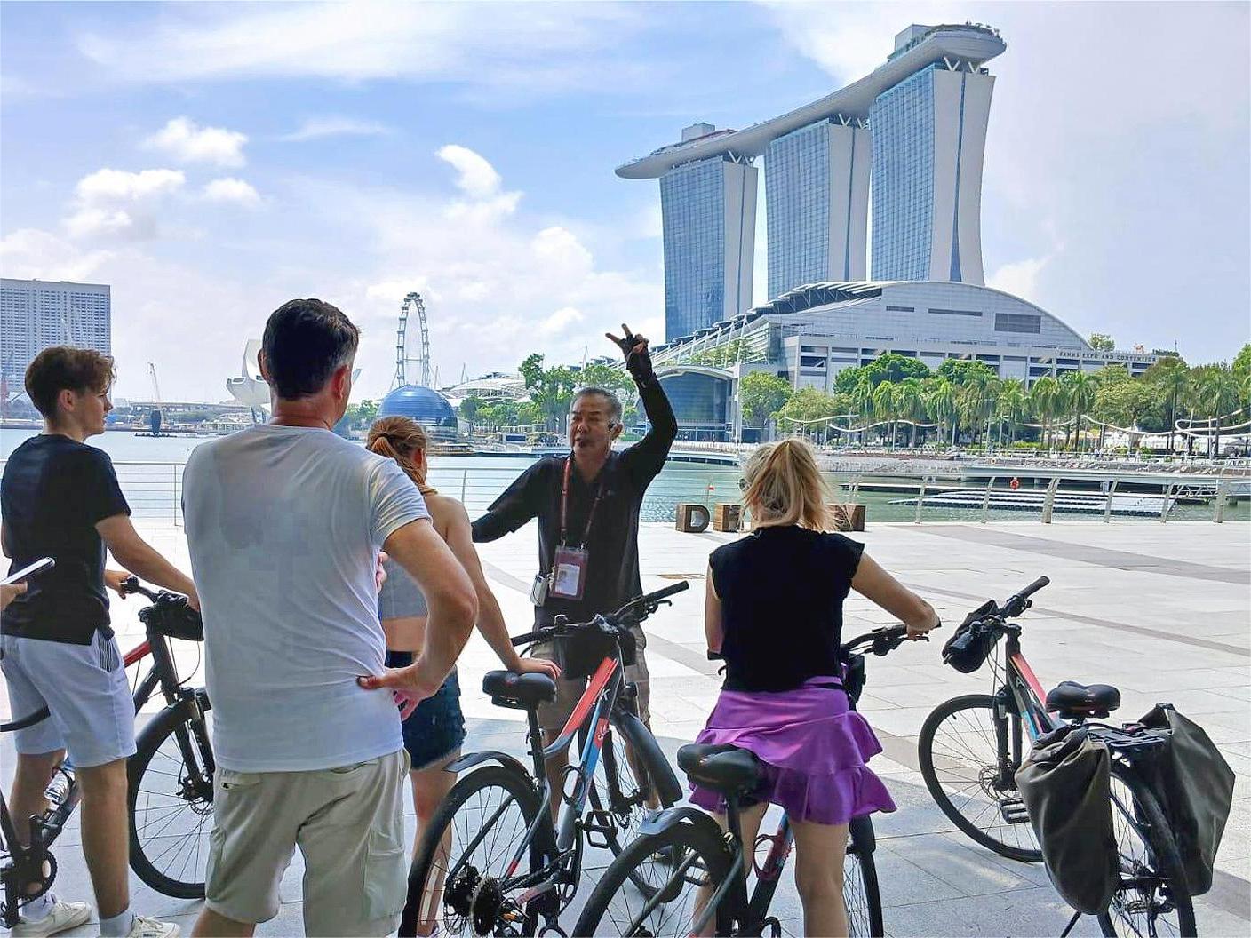 Let's Go Tour Singapore