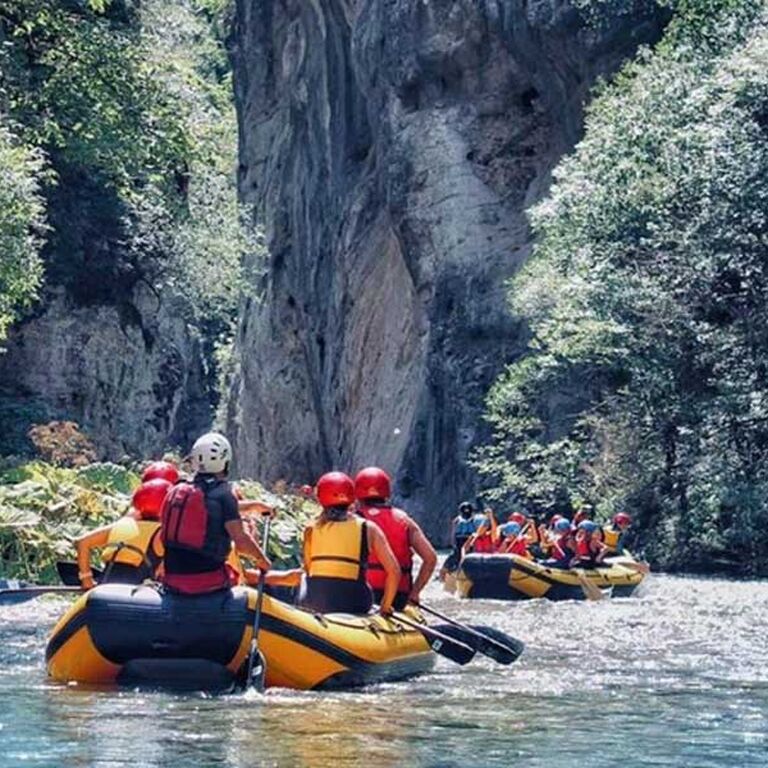 Rafting Nomad