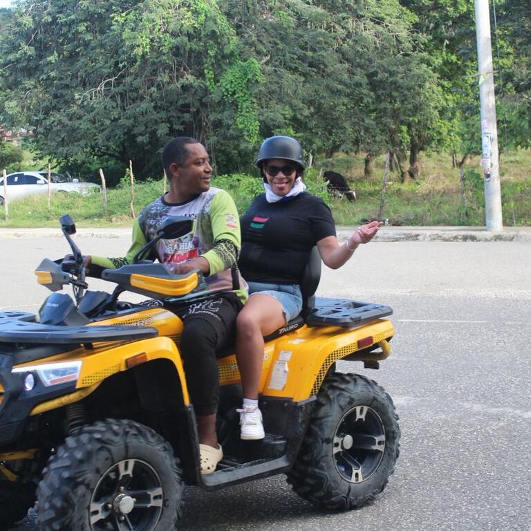 Jonathan Tours