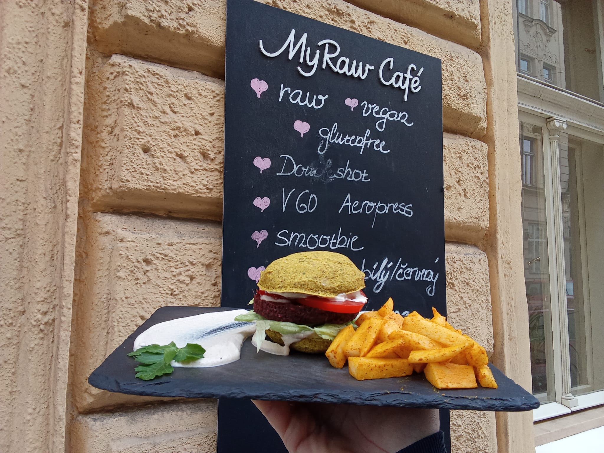 MyRaw Café