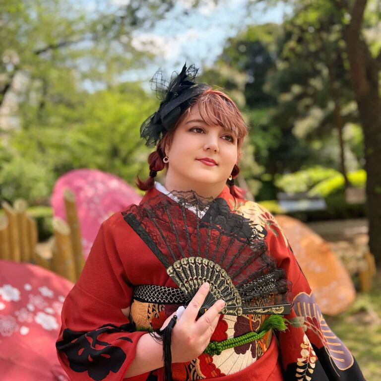 RUMIKO KIMONO THERAPY