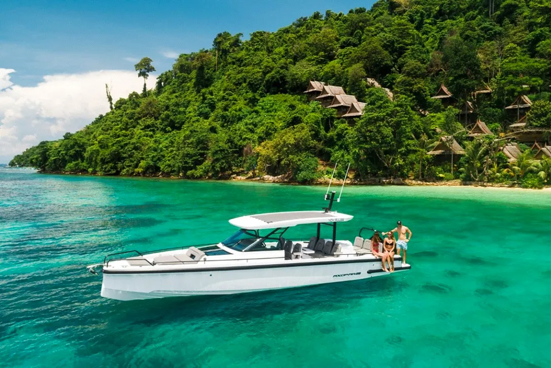 Freedom Exclusive Charters