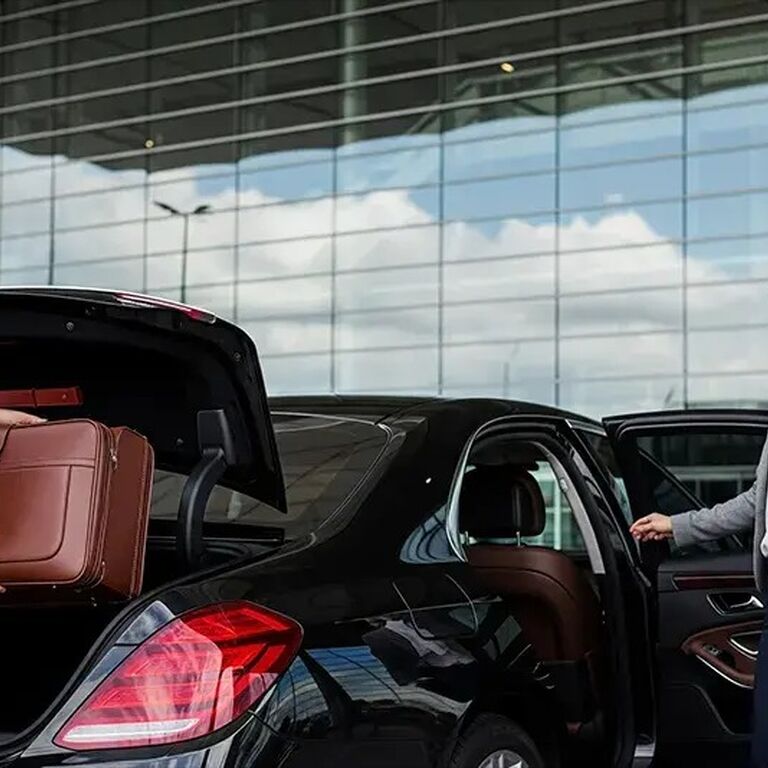 MNMRiDEZ Chauffeur
