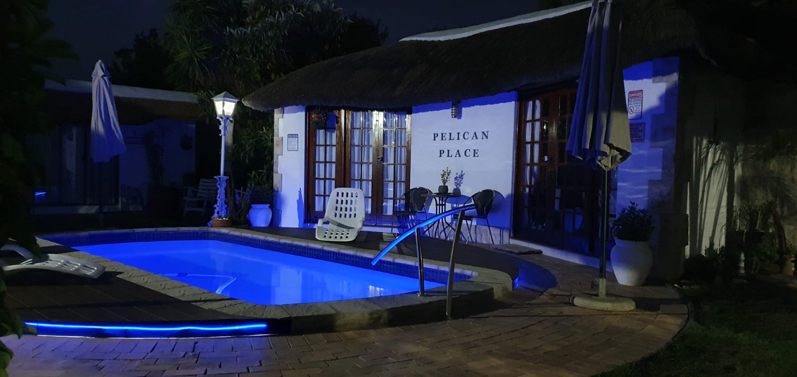 Pelican Place Guest Cottages
