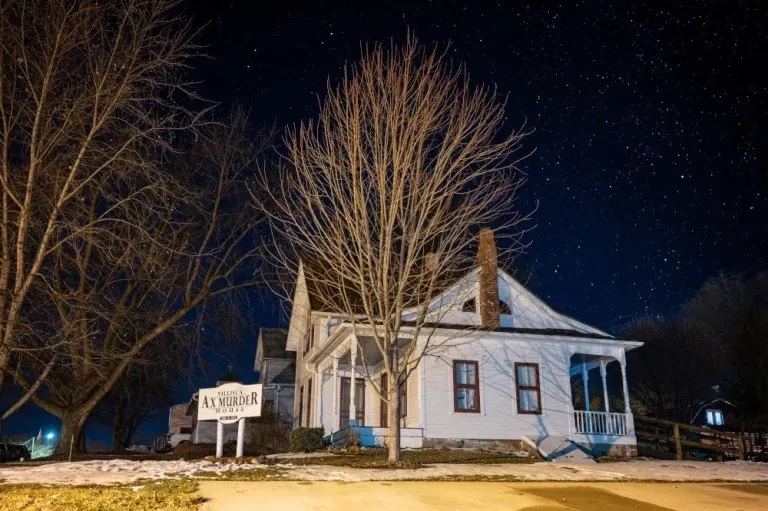 Motor City Ghosts: Ghost Tours