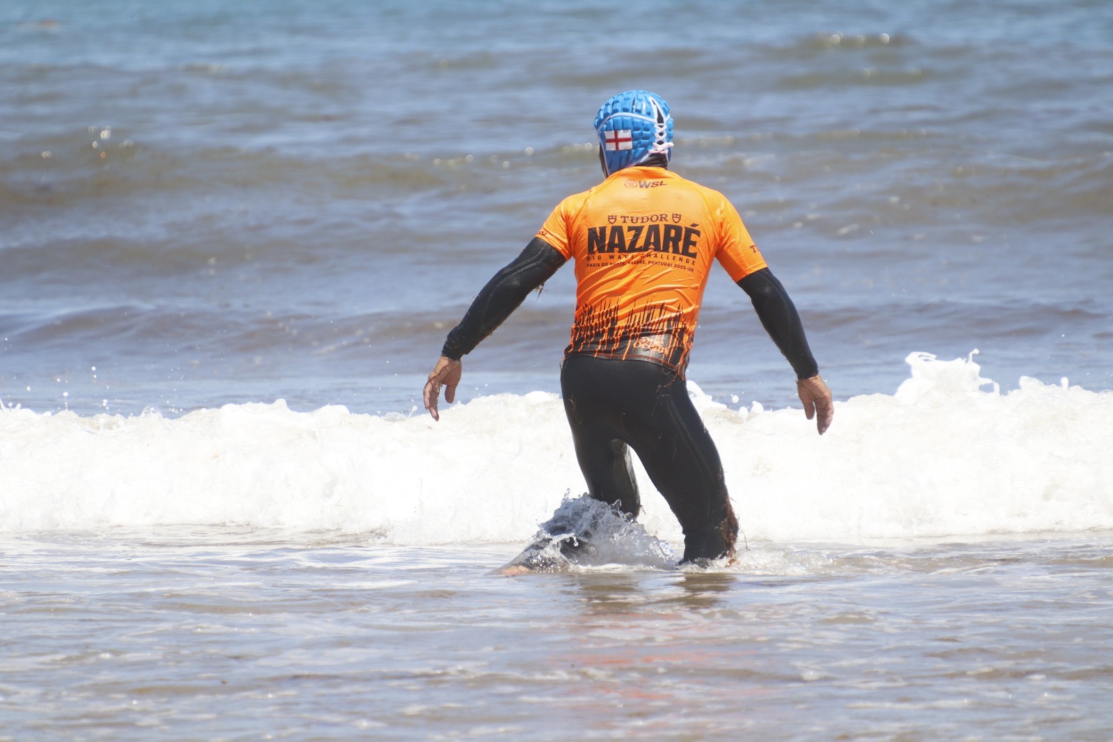 MFD Surf School & Wave Riding