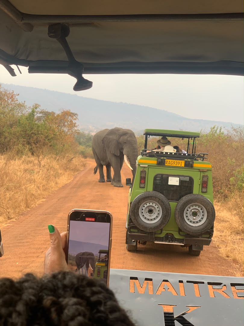 TRAVELDEORWANDA LTD