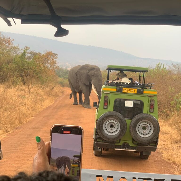 TRAVELDEORWANDA LTD