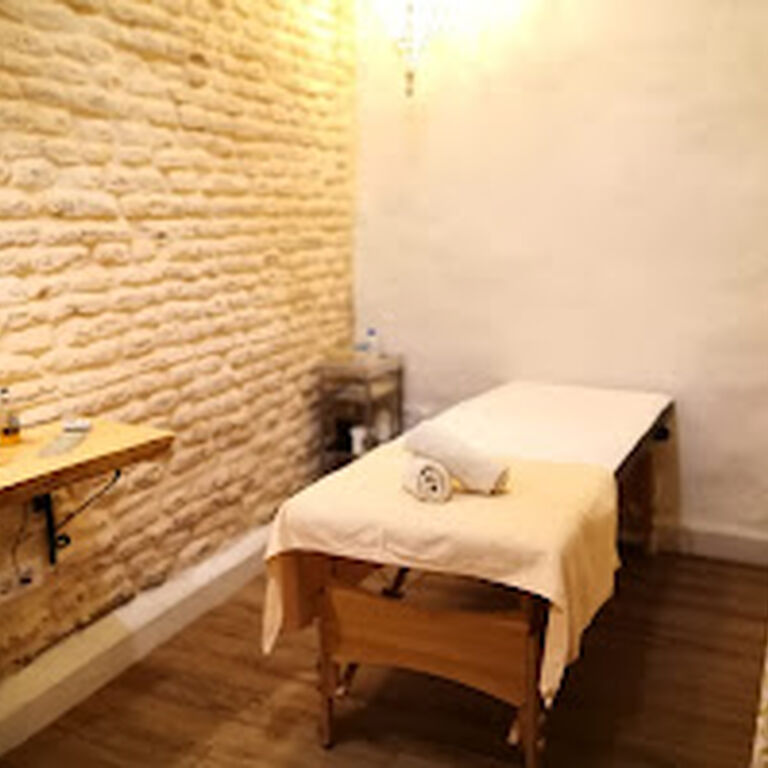 Espacio Infinito Massages Seville