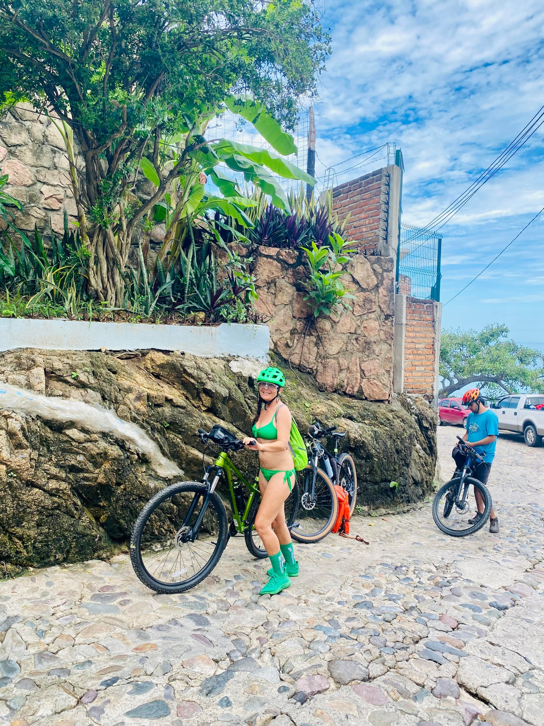 Yiovanna Aventuras