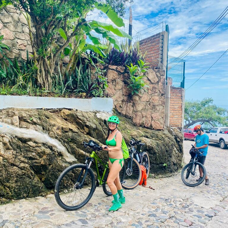 Yiovanna Aventuras