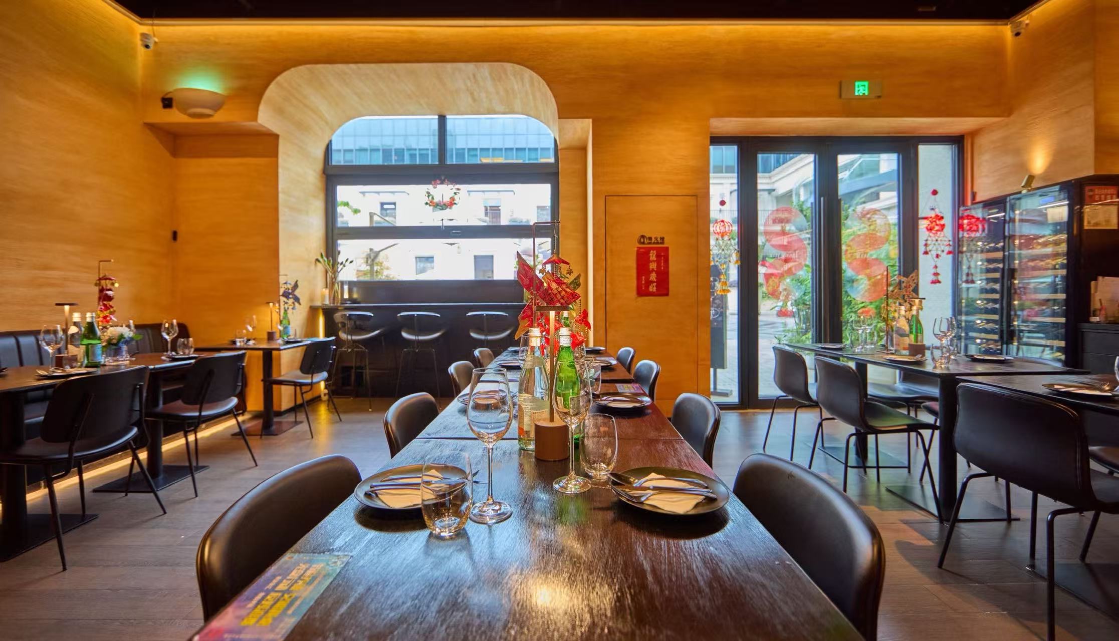 Oliang Bangkok Bistro
