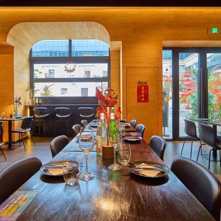 Oliang Bangkok Bistro