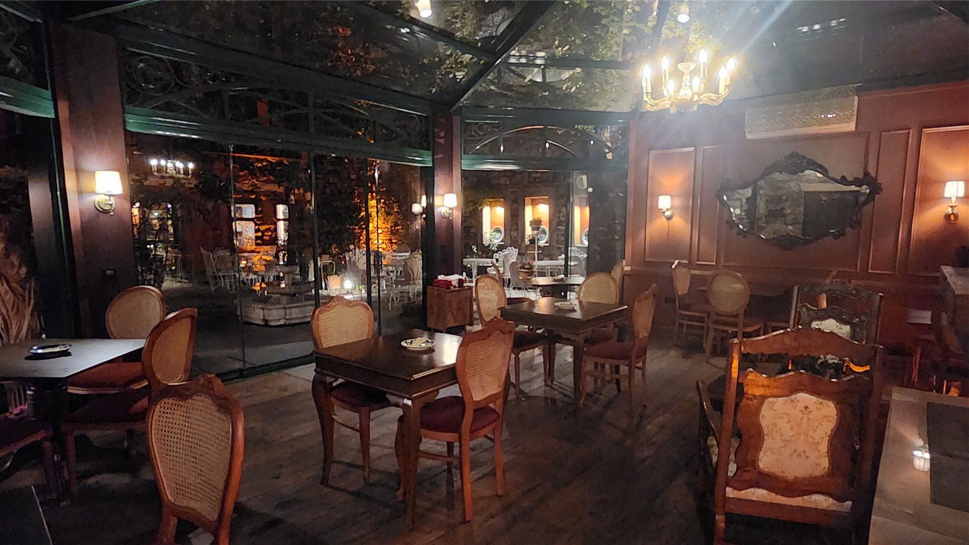 Kitap Evi Otel