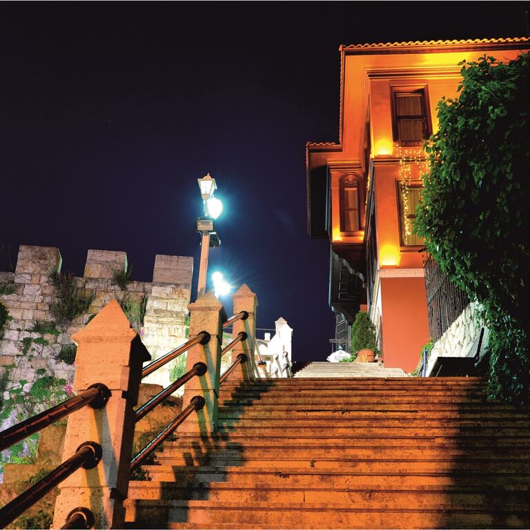Kitap Evi Otel