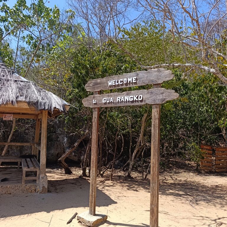 Rangko Cave Tour