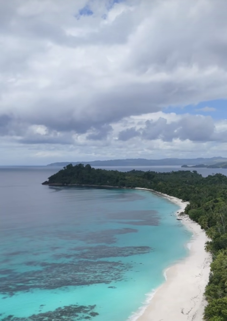 Tourist Banggai