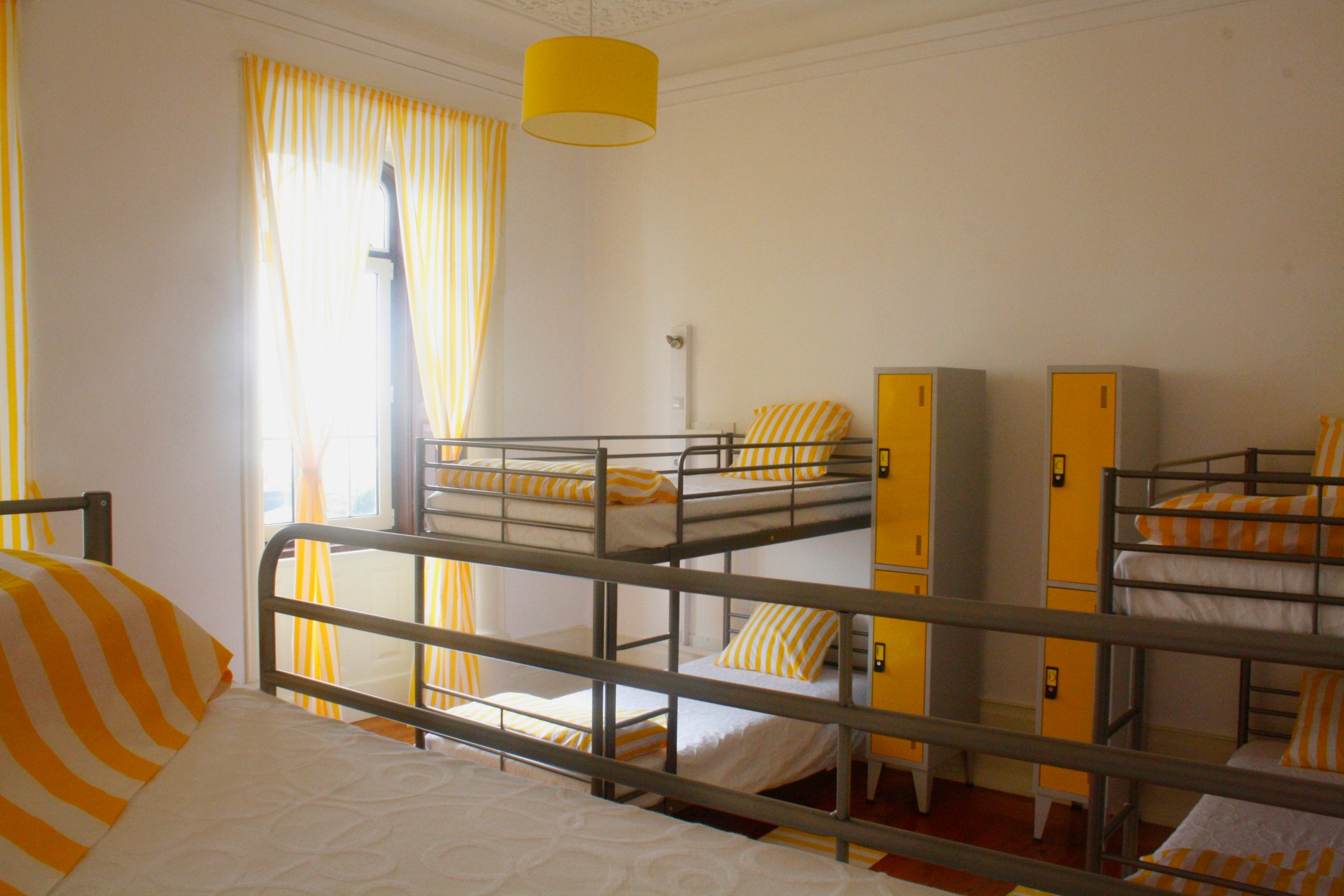 Hostel 402