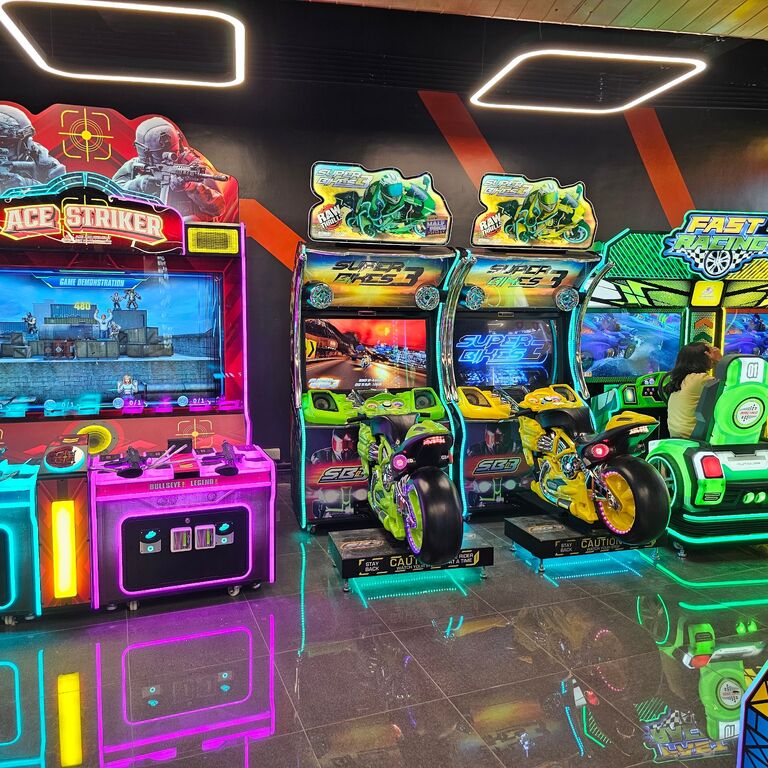 Carnimax Gamezone