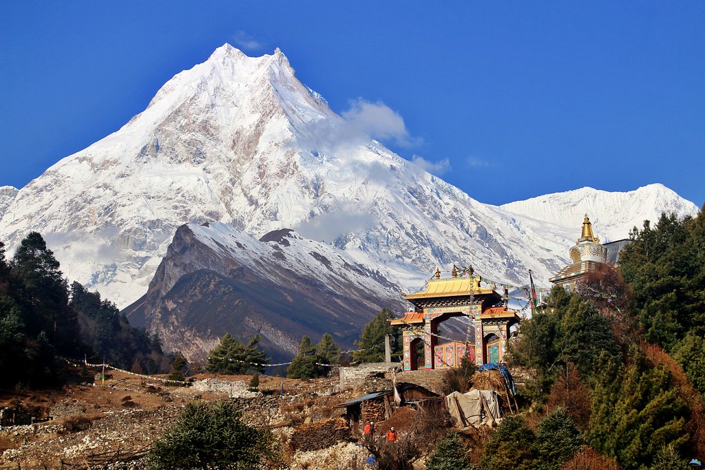 NATURE LOVERS TREKS & TOURS