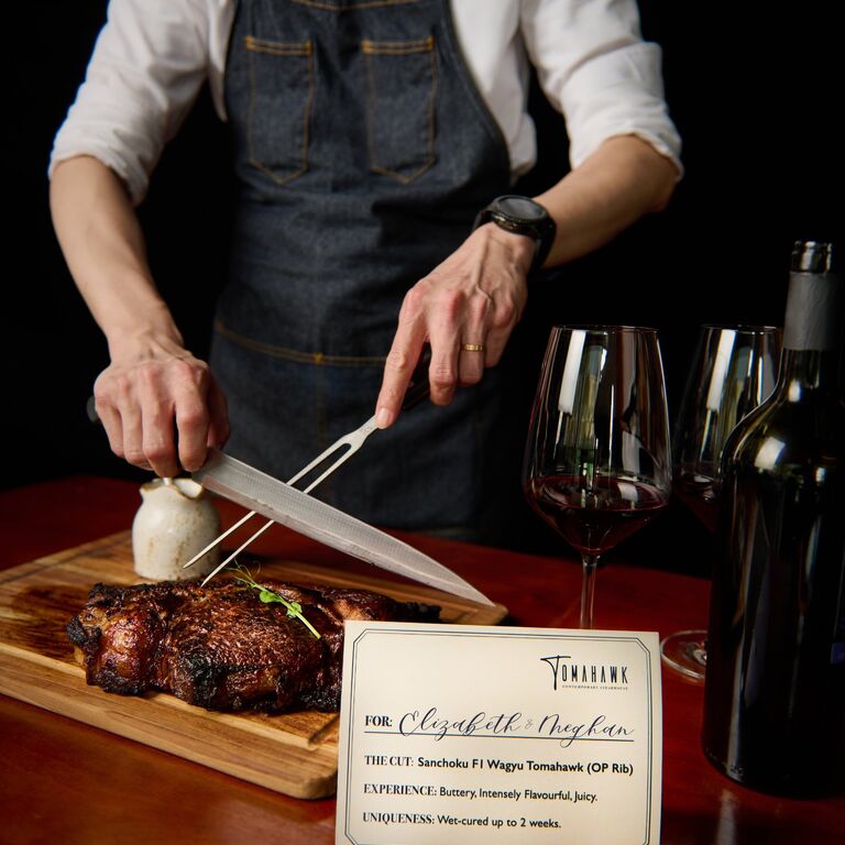 Tomahawk Cont. Steakhouse