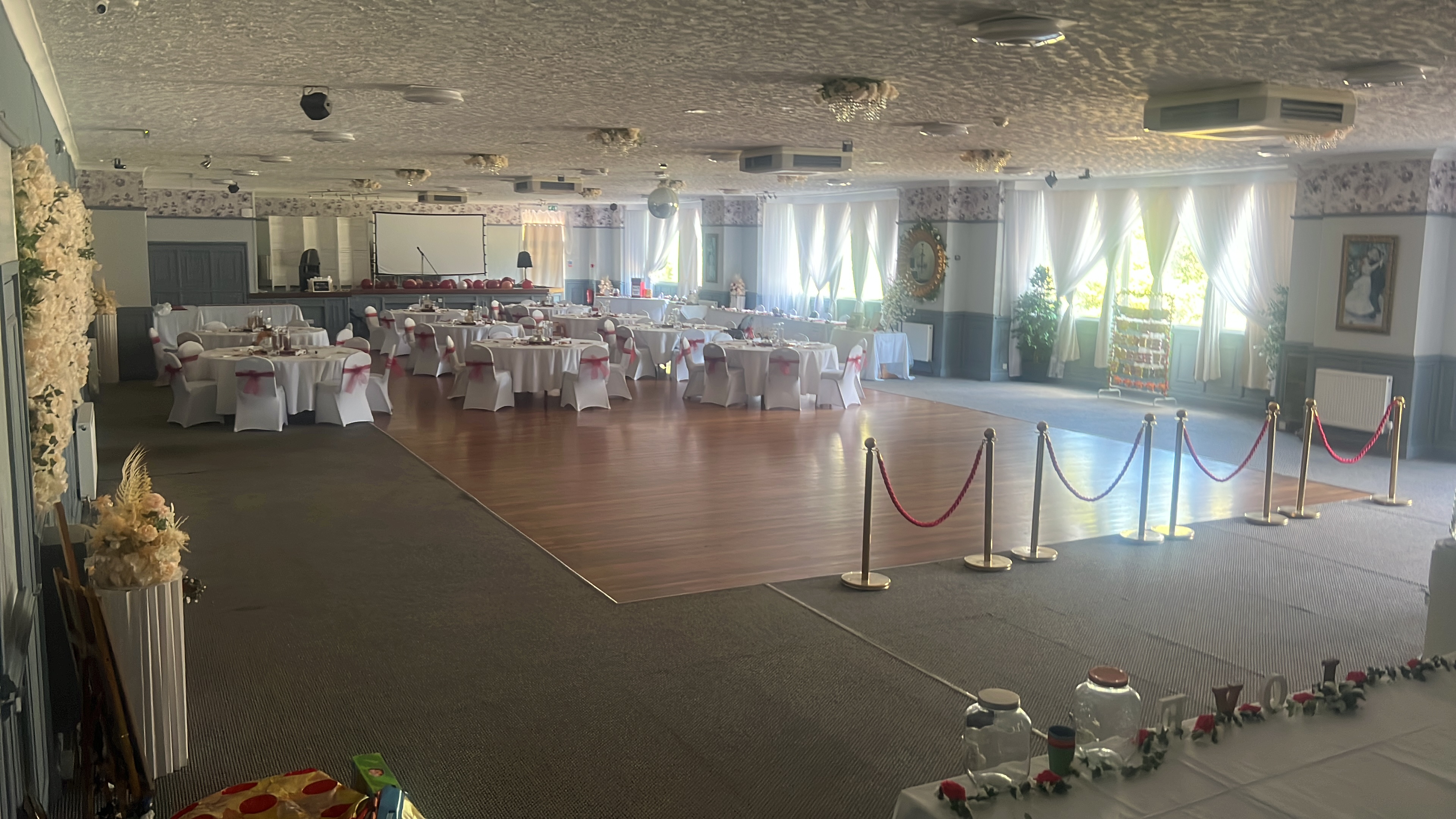The paddocks hotel