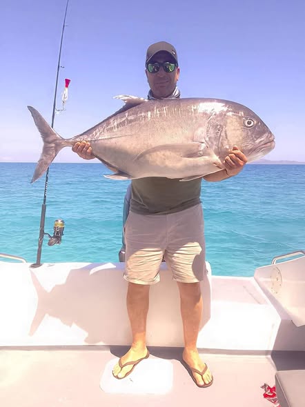 Fishing & Island Tours (Fiji)