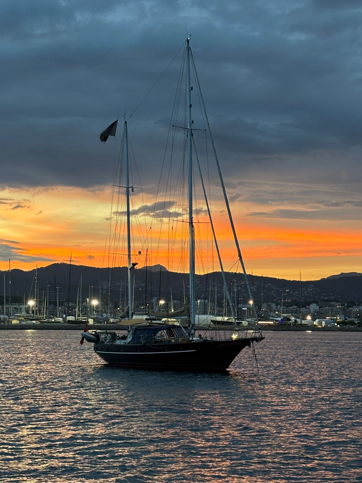 Sailing yacht Iron Monkey