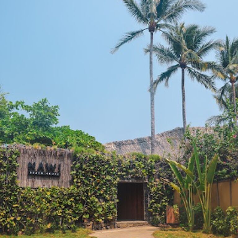 NAWI BEACH HOUSE