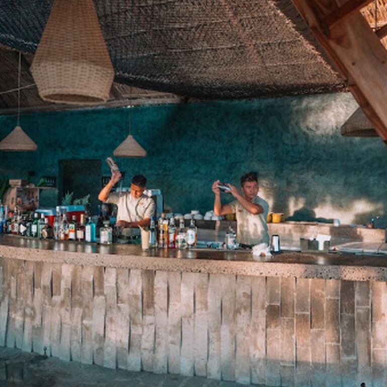 NAWI BEACH HOUSE